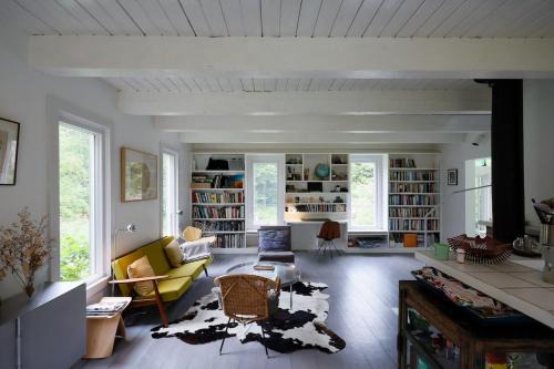 Southfield House | Light-filled cottage
