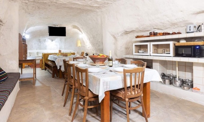 Guimar House | Lightbooking Cave house Las Teresitas Tenerife