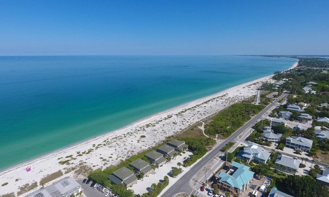 Boca Grande Condo | Lighthouse 17 - Salty Bungalow, a spacious 3-bedroom retreat in Boca Grande.
