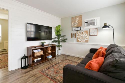 Kimberling City Apartment | Lighthouse Lodge - 1 bedroom Lake View - 15 Min to