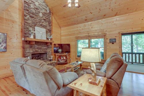 Ellijay House | Lightning Bug Lodge at Coosawattee River Resort!