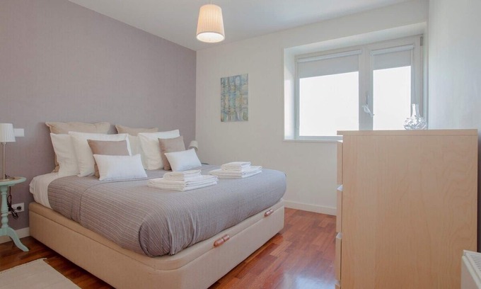 Boavista Apartment | Liiiving in Porto | Bright Light Apartment