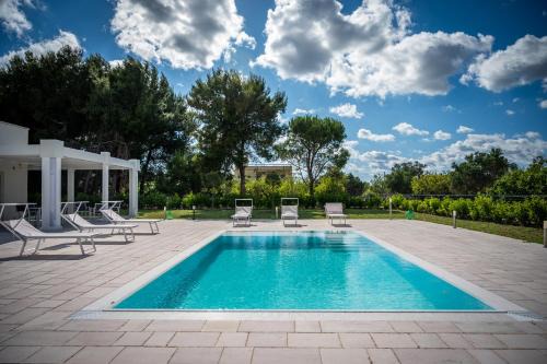 Talsano Villa | Likehome Ponente Levante 2 Ville luxury Pool 12pxs
