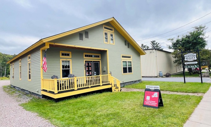Old Forge Apartment | Lil E's Pad #3- The ultimate Adirondack Apartment