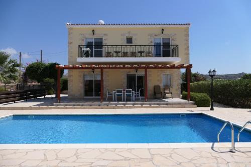Pegeia Villa | Lilly
