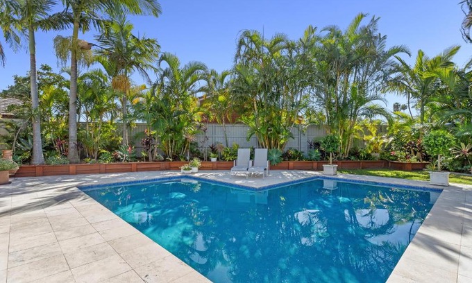 Mooloolaba Bed & Breakfast | Lillypilly Bed and Breakfast