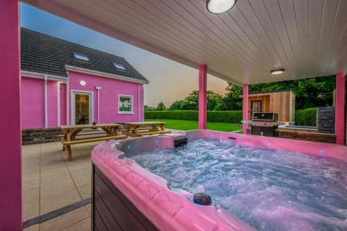 Newry Villa | Lilys Pink House
