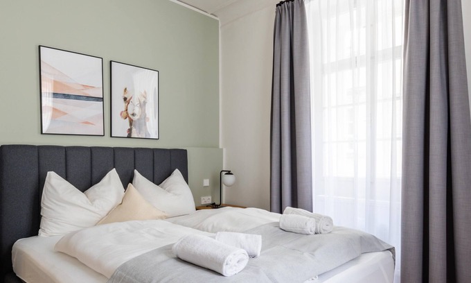Klagenfurt am Woerthersee Apartment | limehome KLA Goessgasse | 1-Bedroom Comfort Suite