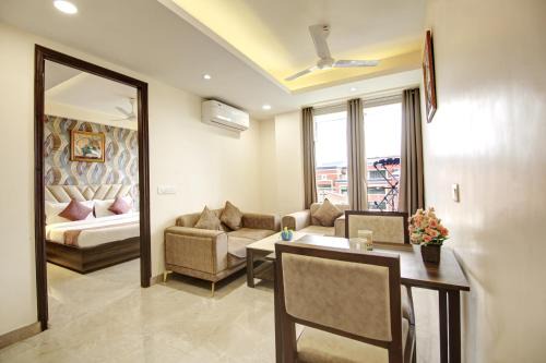 Sushant Lok Apartment | Limewood stay 1BHK Apartments Near Huda Metro And Fortis Hospital