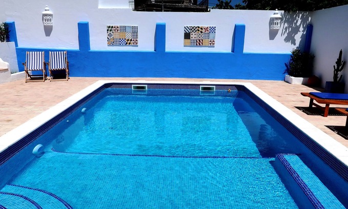 Montes de Alvor House | Limoeiro House: Amazing House in Montes de Alvor