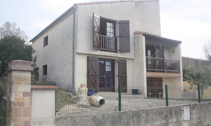 Limoux House | Limoux Holiday Villa . Situated on the Edge of Picturesque Limoux