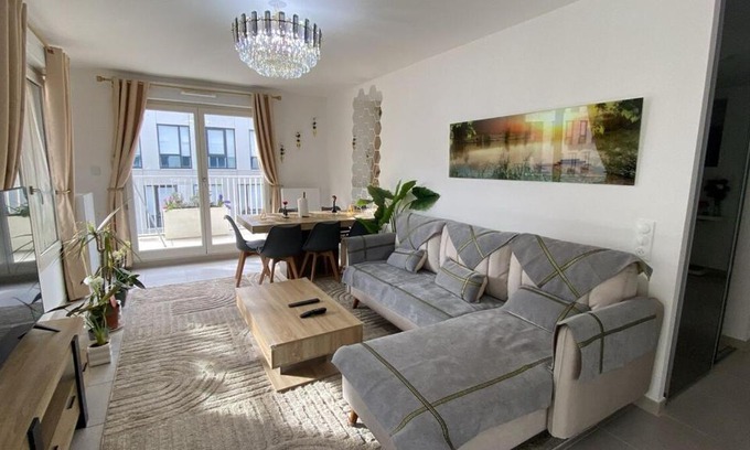 Chatenay-Malabry Apartment | LinaLand - Charming apartment near Paris