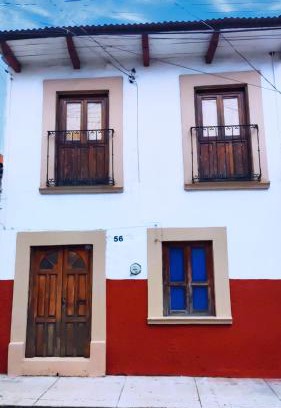 Centro House | Linda casa azul ubicada en el corazón de Pátzcuaro