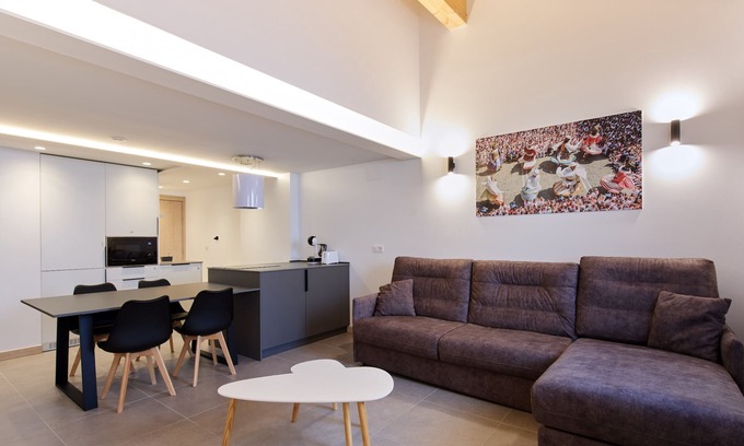 Pamplona City Centre Apartment | Linda Pamplona 4 D - Deluxe