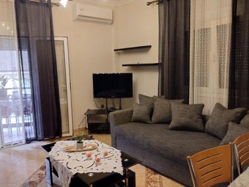 Agia Triada House | Linda's apartment