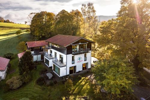 Barnzell House | Lindenhaus