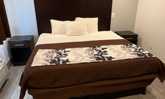 Lindenhurst Hotel | LINDENHURST MOTEL