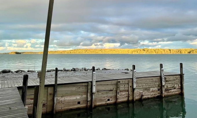 Drummond House | Lion's Den on Drummond Island