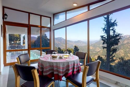 Ramgarh Villa | Lions Den Estate 7 BD Ramgarh serviced Villa BBQ