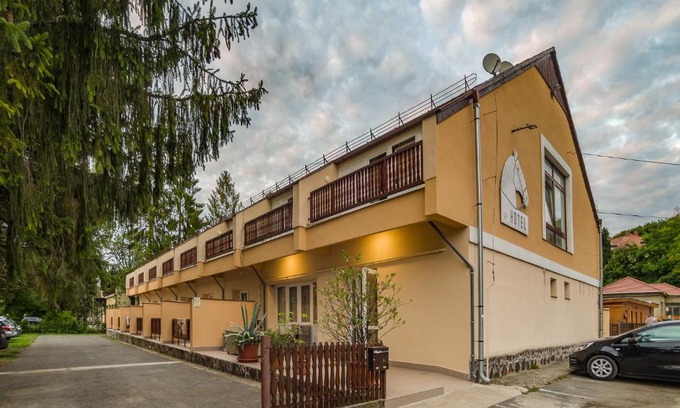 Szilvasvarad Hotel | Lipicai Hotel és Étterem