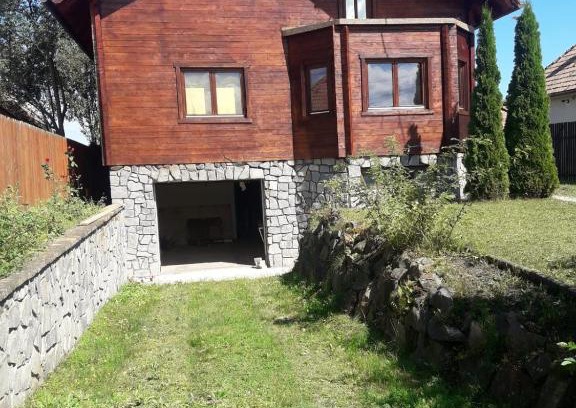 Miercurea-Ciuc House | Lipovan kulcsosház