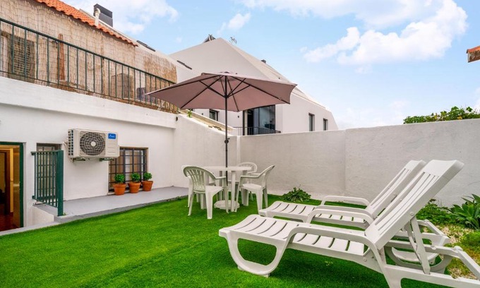 Santa Isabel Apartment | Lisboa, Central Lisbon, Charming Patio House, , WIFI, Air Conditioning, Near Metro, by IG