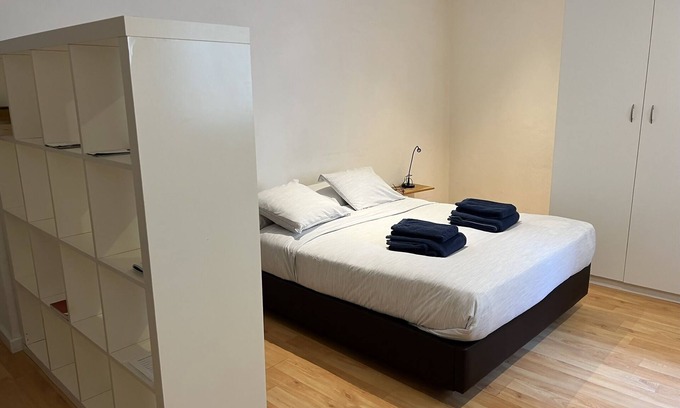 Santo Estevao Apartment | Lisbon Life Alfama III