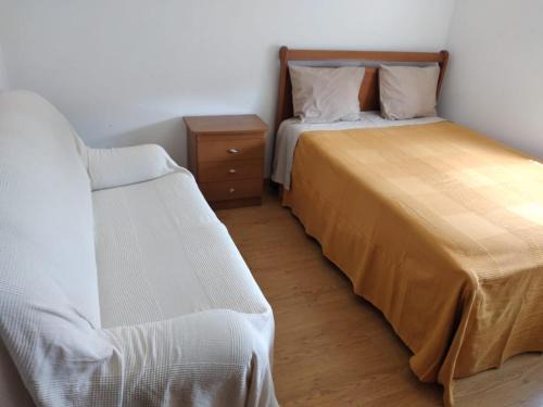 Santa Clara House | Lisbon room
