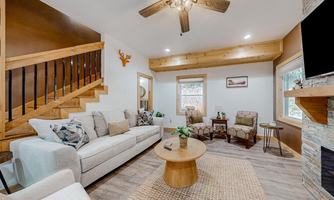 Ellijay House | Little Bear Lodge