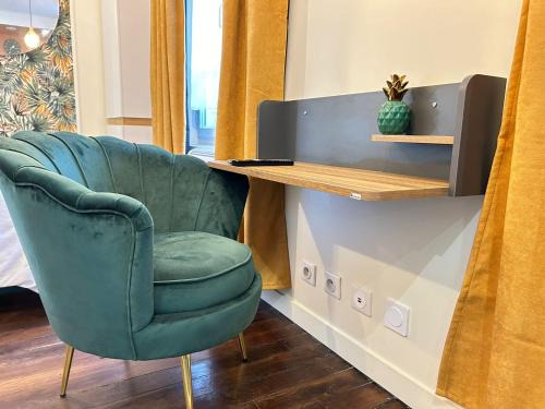 Charenton-le-Pont Apartment | Little Charenton close Paris