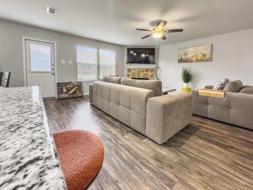 Little Elm House | Little Elm Getaway
