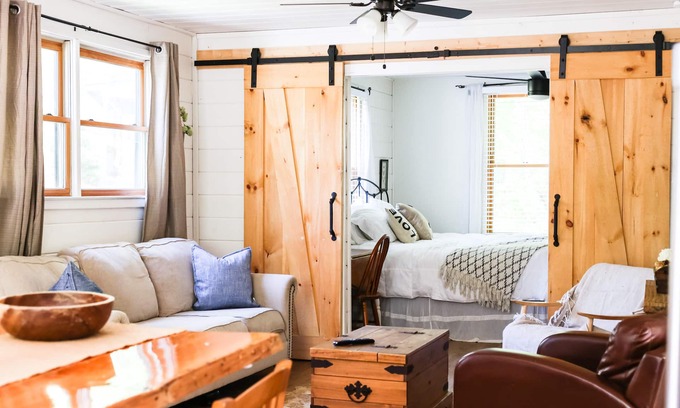 Morganton Cottage | Little Farmhouse Escape Explore Relax