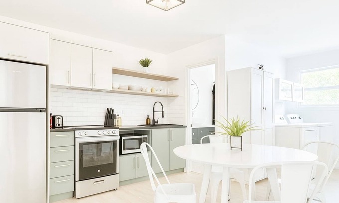 Maizerets Apartment | Little Gem | 2 Beds | AC | 5 min Downtown