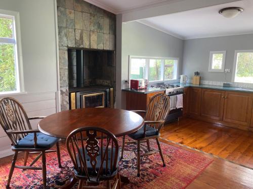 Kingscote House | Little Kobada