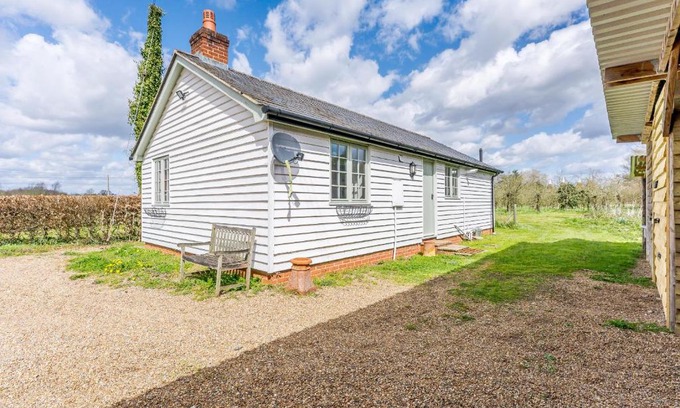 Tonbridge House | Little Melrose
