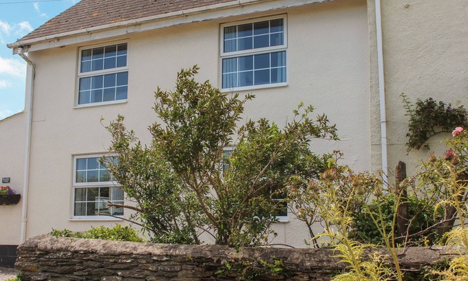 East Allington Cottage | LITTLE PICCADILLY, family friendly, with a garden in Kingsbridge