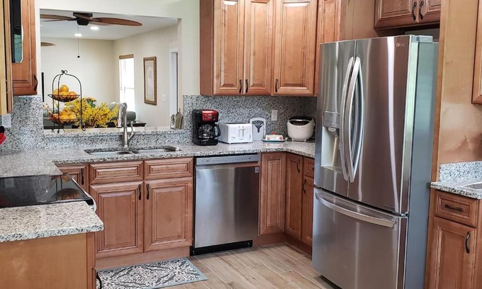Williston House | Little Ridge Ranch-East House Quiet Country Getaway-Pet Friendly!