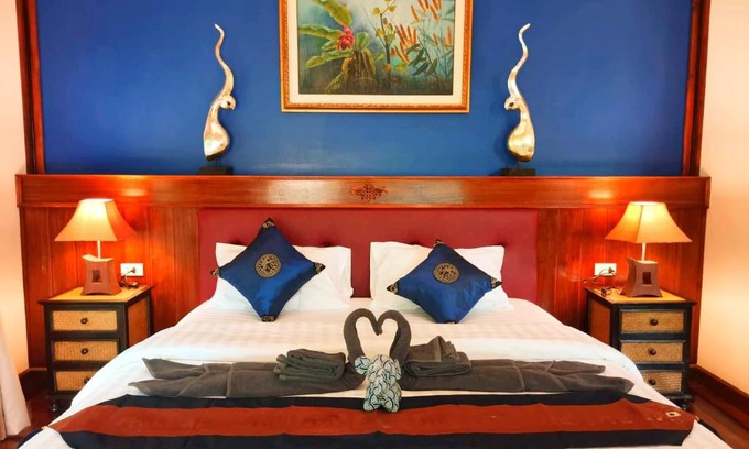 Nuea Khlong House | Little Rock Kohjum