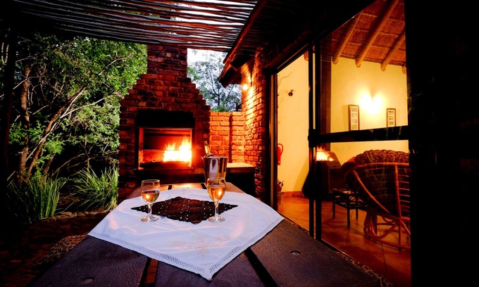 Hartbeespoort Cottage | Little Swift Chalets