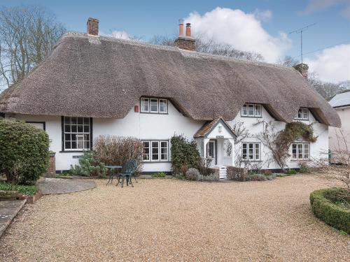 Nether Wallop House | Little Trout
