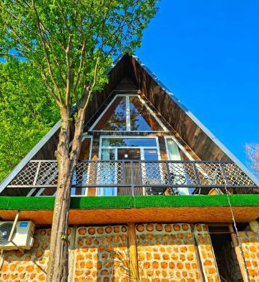 Khelvachauri Ski Chalet | Little Wood Cabin