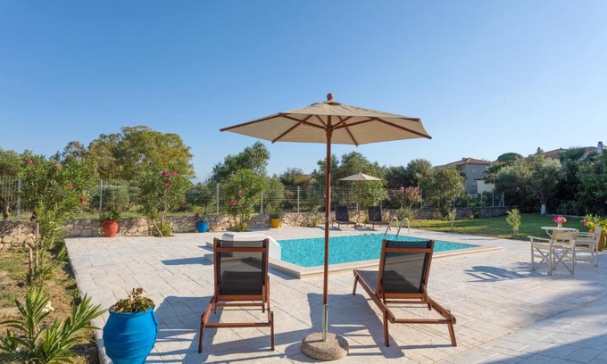 Vasilikos House | Liuba Houses