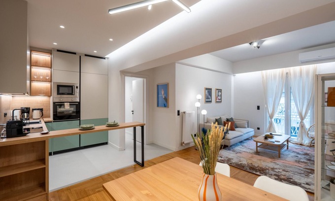 Exarhia Apartment | LIV - Modern Heavenly Retreat in Exarcheia