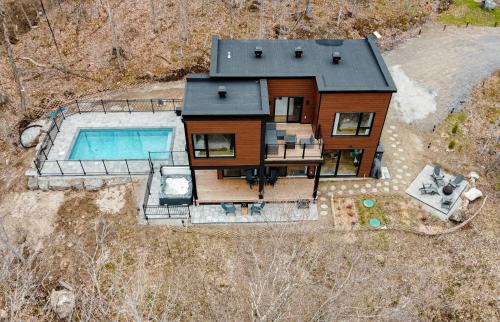 La Conception Ski Chalet | LIV Tremblant - mountain escape close to skiing