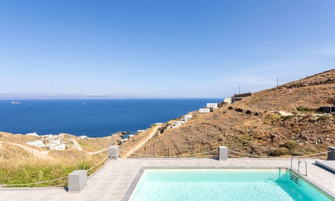Kea Villa | Live In Blue - Uranian Private Pool & Magic Views
