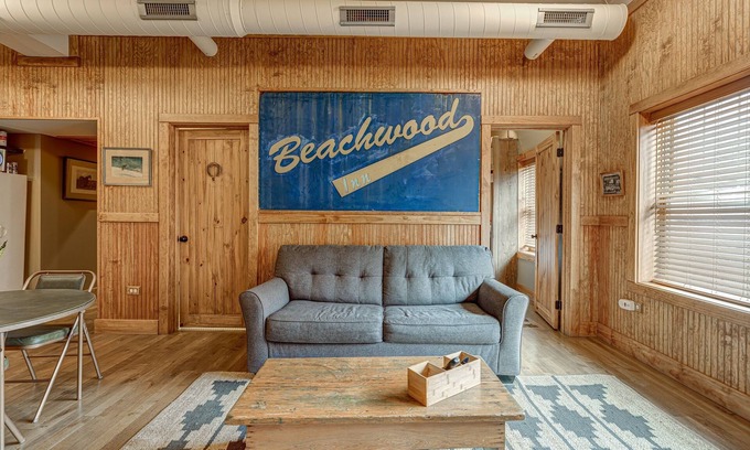 Wicker Park Apartment | Live Like a Local at the Beachwood Inn! Private Balcony Overlooking One of Chicago's Best New Restaurants by AllSet Turnover