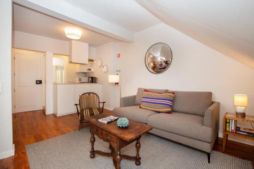 Sao Bento Apartment | Live like a local @ Casa da Esquina - Wifi & A/C