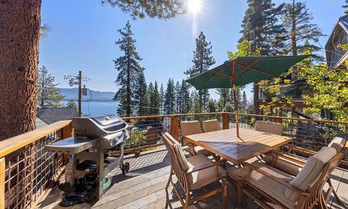 Crystal Bay House | Livin' on the Edge | Luxury With Hot Tub