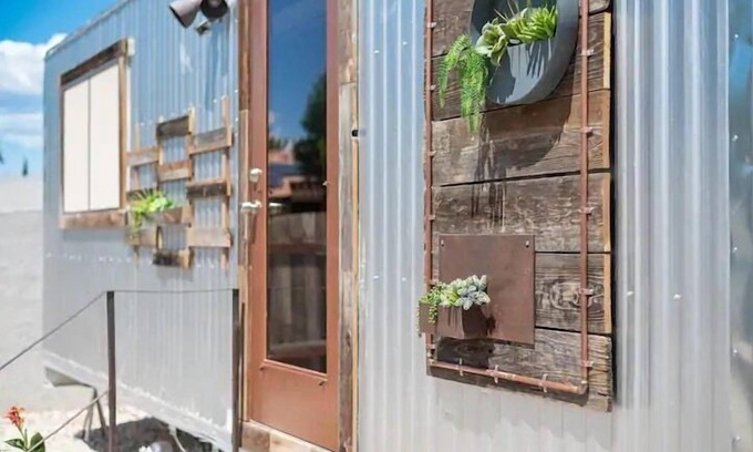 Las Vegas House | Living Large in a Tiny House