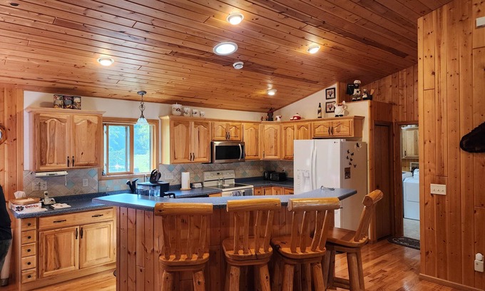 Cass Lake House | Living On Leech Lake | 3 Bedroom Spacious Home